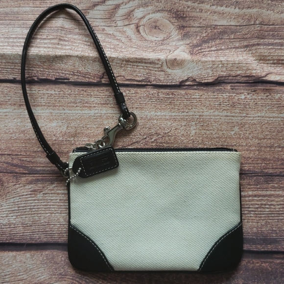 Coach Wristlet Wallet - Picture 1 of 4